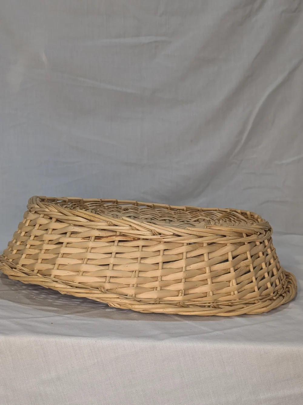 None lightweight woven